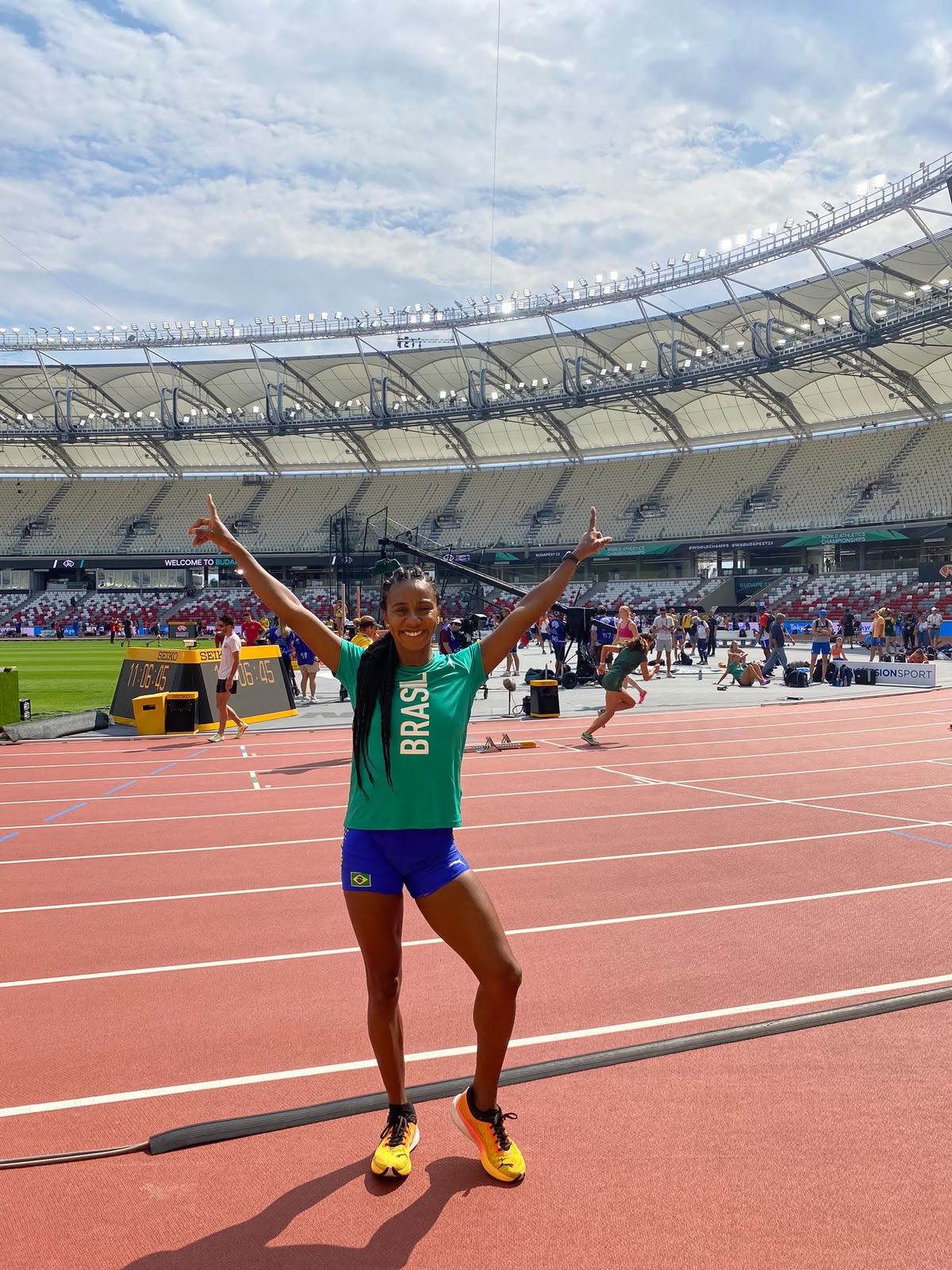 Caroline Ribeiro — VIDA DE ATLETA